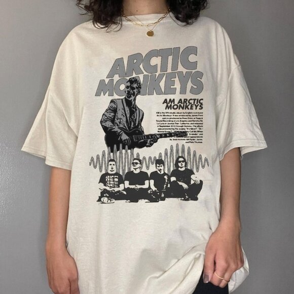 Arctic Monkeys Tour 2023 T-Shirt Vintage Indie Rock Band Tee 93 - Picture 1 of 5